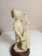 Statuette En Albatre XIXème Jeune Musicien Hauteur 18,5 Cm Sur Support Marbre - Stein & Marmor