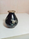 Vase XIXème Decor En Nacre Cloisonné Hauteur 9 Cm Diamètre 7 Cm - Jarrones