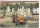 AGRICULTURE. TRACTEURS. CPSM .  TRACTEUR RENAULT N72 25 CV ANNEE 1960. ANIMATION - Tractors
