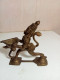 Delcampe - Statuette Ancienne Dieux Hauteur 12 Cm X 12 Cm - Bronzi