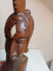 Delcampe - Statuette Ancienne Africaine En Bois Hauteur 31 Cm X 8 Cm - Afrikanische Kunst