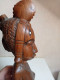 Delcampe - Statuette Ancienne Africaine En Bois Hauteur 31 Cm X 8 Cm - Afrikanische Kunst