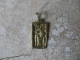 Bijou Pendentif Médaille Religieuse Sculptée En Vermeil  ( Argent Recouvert D'or ) Antiquité Egypte  Dieu à Identifier - - Other & Unclassified