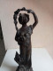 Statuette Ancienne En Régule Hauteur 32 Cm - Métal