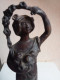 Delcampe - Statuette Ancienne En Régule Hauteur 32 Cm - Métal
