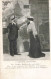 COUPLE - Un Couple Dans La Rue -  L'agréable Rencontre - Carte Postale Ancienne - Couples