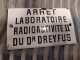 Delcampe - Rare Ancienne Petite Plaque Émaillée Arrêt Laboratoire Radioactivité II Du Dr Dreyfus - Sonstige & Ohne Zuordnung