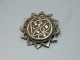 -BROCHE ANCIENNE AFRIQUE DU NORD METAL Argenté BIJOUX ANCIEN VITRINE     E - Brooches