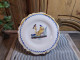 Ancienne Assiette Faïence De Nevers XVIIIe Décor Femme Oiseau - Nevers (FRA)