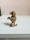 Petit Chien En Bronze Doré Du XIXème Hauteur 7 Cm - Bronzes