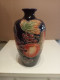 Vase Ancien Décor Fruit En Relief Hauteur 20 Cm Signé MP - Jarrones