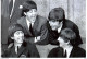 POSTAL   FOTOGRAFIA   DEL GRUPO MUSICAL LOS BEATLES - Fotos