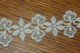 DENTELLE Ancienne GALON Bordure / 3.70 M X  4 Cm  De Large / COUTURE MERCERIE - Laces & Cloth