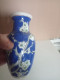 Delcampe - Vase Ancien Petit, En Porcelaine Hauteur 16 Cm - Vasen