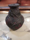Delcampe - Ancien Vase Céramique Décor Tourmenté Rouge & Noir - Sonstige & Ohne Zuordnung