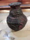 Delcampe - Ancien Vase Céramique Décor Tourmenté Rouge & Noir - Sonstige & Ohne Zuordnung
