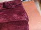 Delcampe - Ancien Sac Velours Bordeaux Vintage Monogramme - Autres & Non Classés