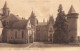 FRANCE - Busset - Le Château - La Cour - Carte Postale Ancienne - Vichy