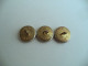 Bouton Lot De 3 Logo Poste Française Face Argenté Striée Revers Doré  M.D Paris 20mm. - Boutons