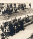 Belgique. Inauguration  Monument Aux Morts. Photo Aérienne Prise Par Derrière. Foule, Militaires, Fanfare, à Identifier - Oorlogsmonumenten