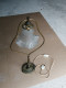 Delcampe - UNE LAMPE A POSER EN BRONZE ET LAITON - Lantaarns & Kroonluchters