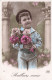 FÊTES - VŒUX - Meilleurs Vœux - Petit Garçon Tenant Un Bouquet De Fleurs - Colorisé - Carte Postale Ancienne - Autres & Non Classés