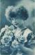 ENFANTS - Petite Fille Et Un Bouquet De Fleurs - Carte Postale Ancienne - Abbildungen