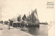 BELGIQUE - Blankenberge - Les Estacades Au Retour Des Bateaux De Pêche - Carte Postale Ancienne - Blankenberge