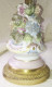 Ancienne Lampe Décorée De Fleurs En Porcelaines CAPODIMONTE - Capodimonte (ITA)