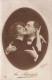 COUPLES - Le Baiser - Couple Qui S'embrasse - Carte Postale Ancienne - Coppie