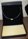 Delcampe - Collier Composé De 3 Fils Acier Et Pendentif WESTIE Or 18k - Necklaces/Chains