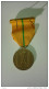 Belgique DYNASTIE - Médaille Avec Ruban Et étui Roi Albert Casqué 1909 - 1934 - 25 Ans De Règne - Adel