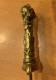 Delcampe - Épée De Chasse à Poignée Dorée. L'Europe. M1815. (T409) - Armes Blanches