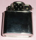 Rare Ancien Briquet Tempête à Essence En Métal, Dans Le Style ZIPPO - Other & Unclassified