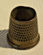 C97 Très Ancien Dé De Couture - Thimbles