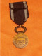 ATTRIBUEE 1933 MEDAILLE MINISTERE TRAVAIL, PREVOYANCE SOCIALE SOCIETE SECOURS MUTUELS, FRANCE - Francia