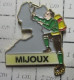 316A  Pin's Pins / Beau Et Rare / SPORTS / ALPINISME ESCALADE MIJOUX - Alpinismo, Escalada