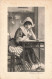 MODE - Une Femme Assise écrivant Une Lettre - Carte Postale Ancienne - Moda