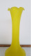 Joli Vase En Verre Marbré Jaune Et Blanc. Parfait état. - Vases