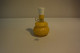 C122 Flacon De Parfum Vintage AVON De Collection Charisma Poule - Miniatures Modernes Vides