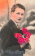 FANTAISIE - Homme - Bonne Année - Un Homme Avec Un Bouquet De Roses - Cartes Postales Ancienne - Uomini