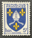 FRA1005MNH1 - Armoiries De Provinces (VII) - Saintonge - 5 F MNH Stamp - 1954 - France YT 1005 - 1941-66 Escudos Y Blasones