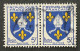 FRA1005Ux2h8 - Armoiries De Provinces (VII) - Saintonge - Pair Of 5 F Used Stamps - 1954 - France YT 1005 - 1941-66 Coat Of Arms And Heraldry