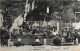 FRANCE - Lourdes - La Grotte - Pélérins Et Fidèles - Animé - Carte Postale Ancienne - Lourdes