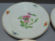 -4 ASSIETTES PORCELAINE De PARIS UNE PENSEE Au CENTRE 4 FLEURS Sur L'aile    E - Autres & Non Classés