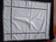 NAPPERON Rectangulaire Ancien Brodé Main - R/V - Laces & Cloth