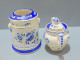 Delcampe - -BELLE TISANIERE THEIERE PORCELAINE Fleurs Feuilles Bleues Dorures Vitrine    E - Teapots