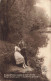 COUPLE - A L'aube De L'amour, Soudain Le Coeur S'éveille - Couple Au Bord D'un Lac - A NOYER - Carte Postale Ancienne - Couples