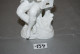 C154 Sculpture - Biscuit Pate Blanche - L'homme Au Pigeon - People