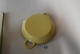 E2 Ancienne Casserole - Richfrite - Vintage - Jaune - Schalen Und Tabletts